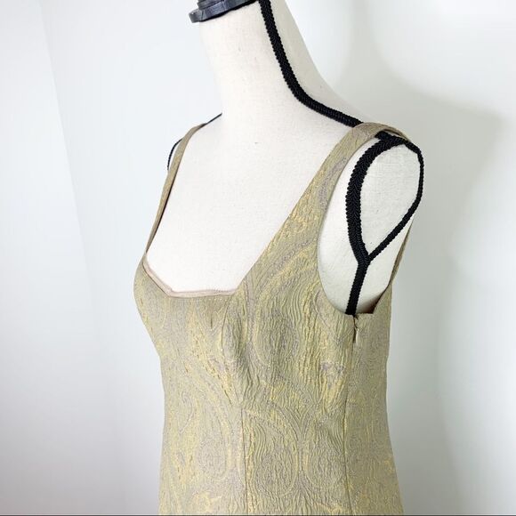 Tahari Scoop Neck Sleeveless Gold Brocade Sheath Dress w/Organza Trim NWOT Sz 10 - Picture 5 of 16